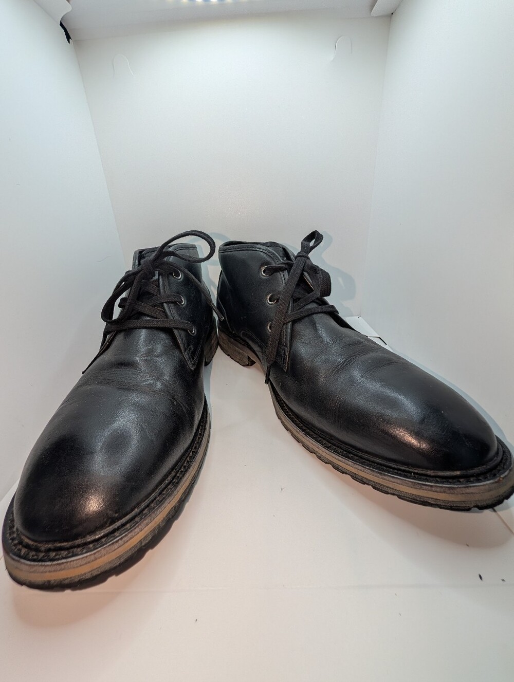 Andrew Marc 1022-001 Mens Black Leather Chukka Boots, size 8.5